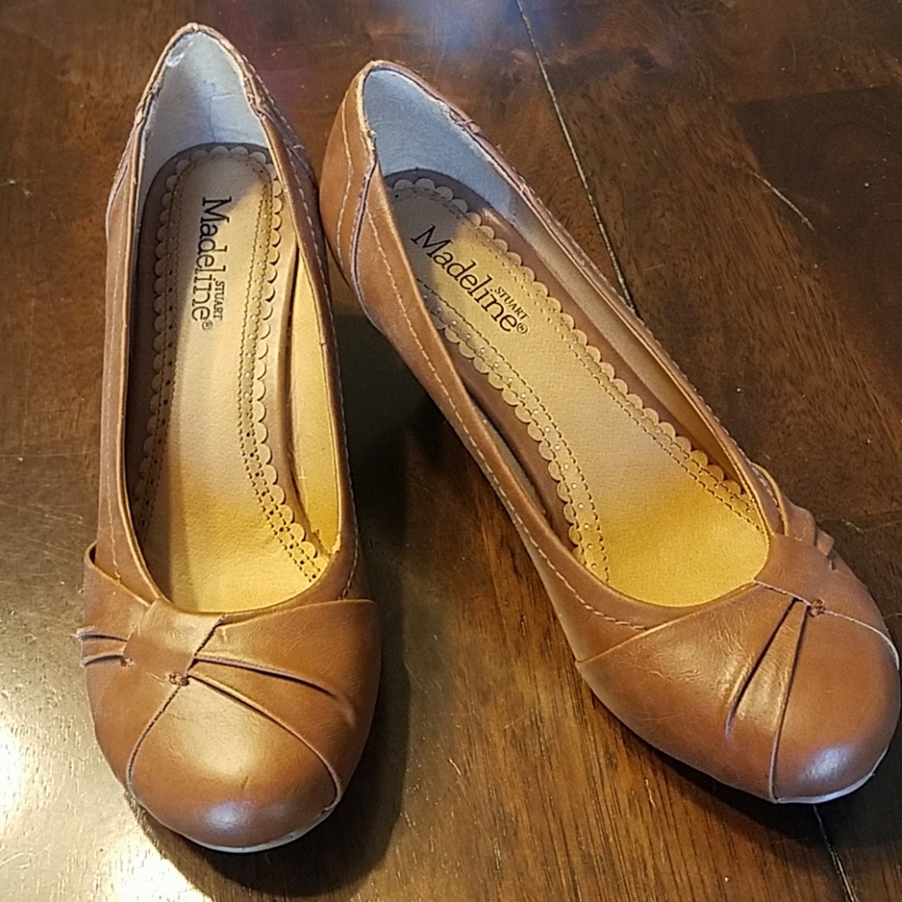 Brown heels, size 6